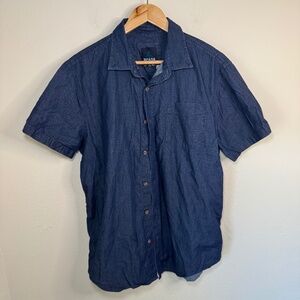 Prana Shirt Men's LG Blue Denim Casual Button Down Short Sleeve Outdoor Casual